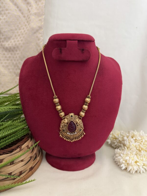 Elegant Necklace - Ruby