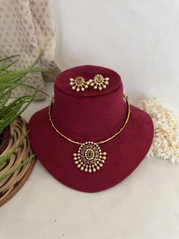 Premium Hasli Necklace - Green