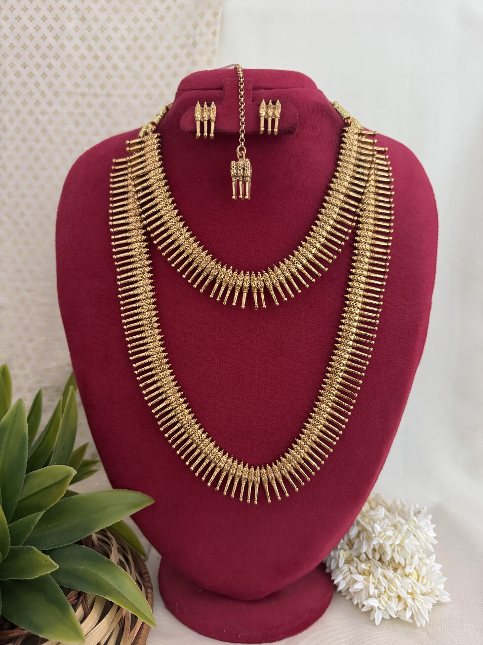 Mulla Mottu Bridal Set