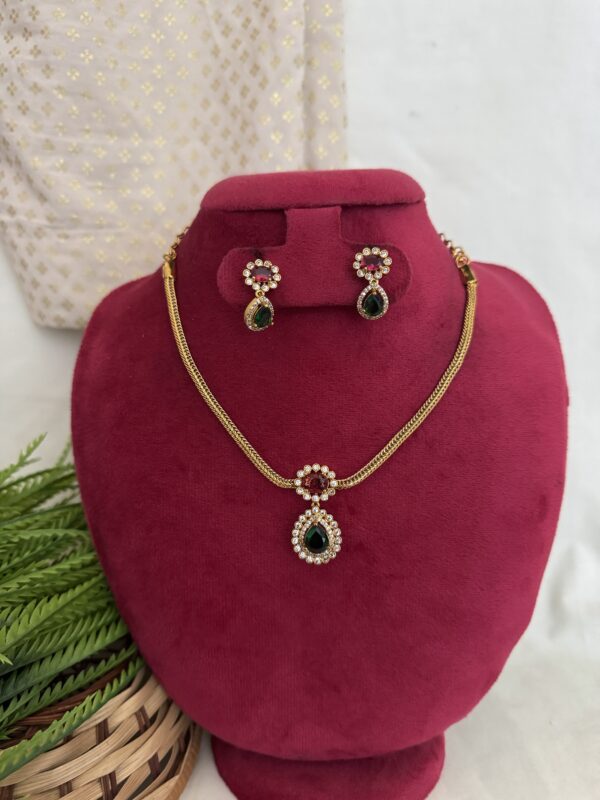 Teardrop Glam AD Necklace Set With Back Chain - Image 2
