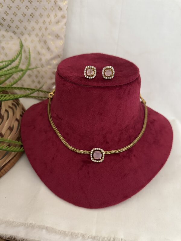 Aura Glow Diamond Pink
