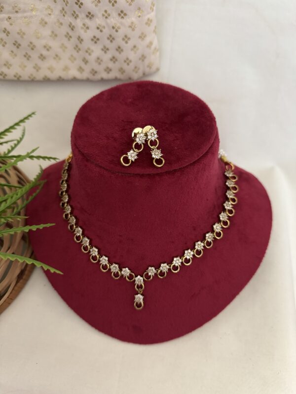 Orna Loop Elegance - Image 2