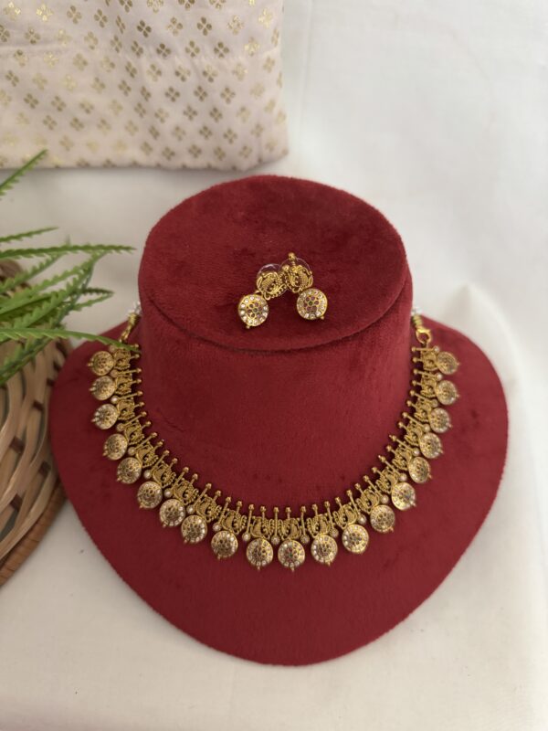 Suvarna Chandra Necklace - Image 2