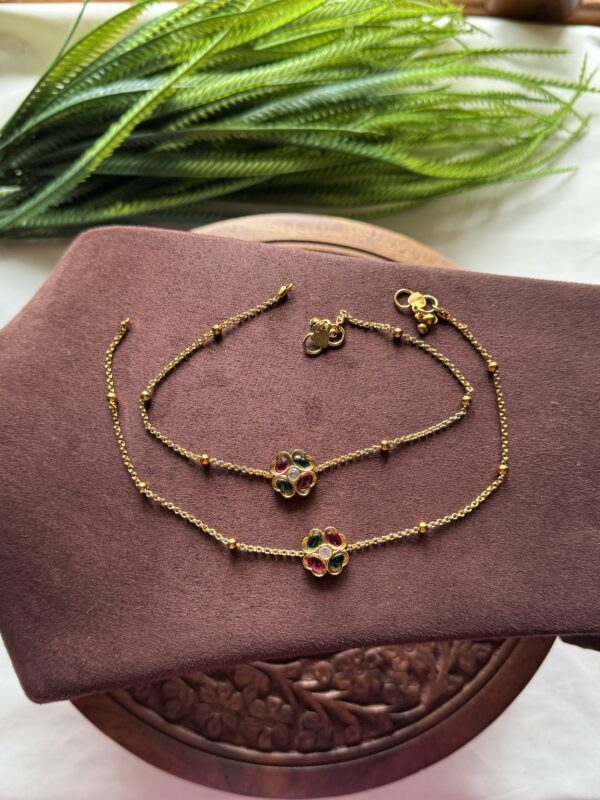 Kemp bloom Anklets