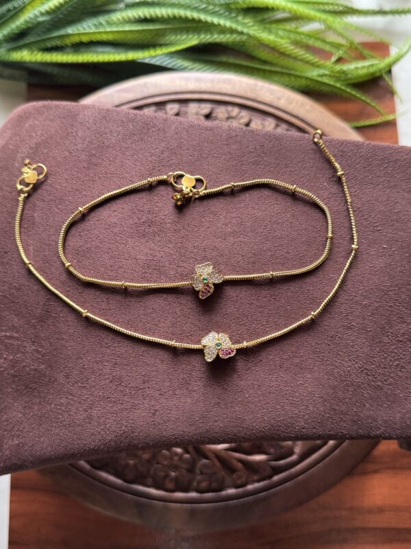 Flora Dazzle Anklet
