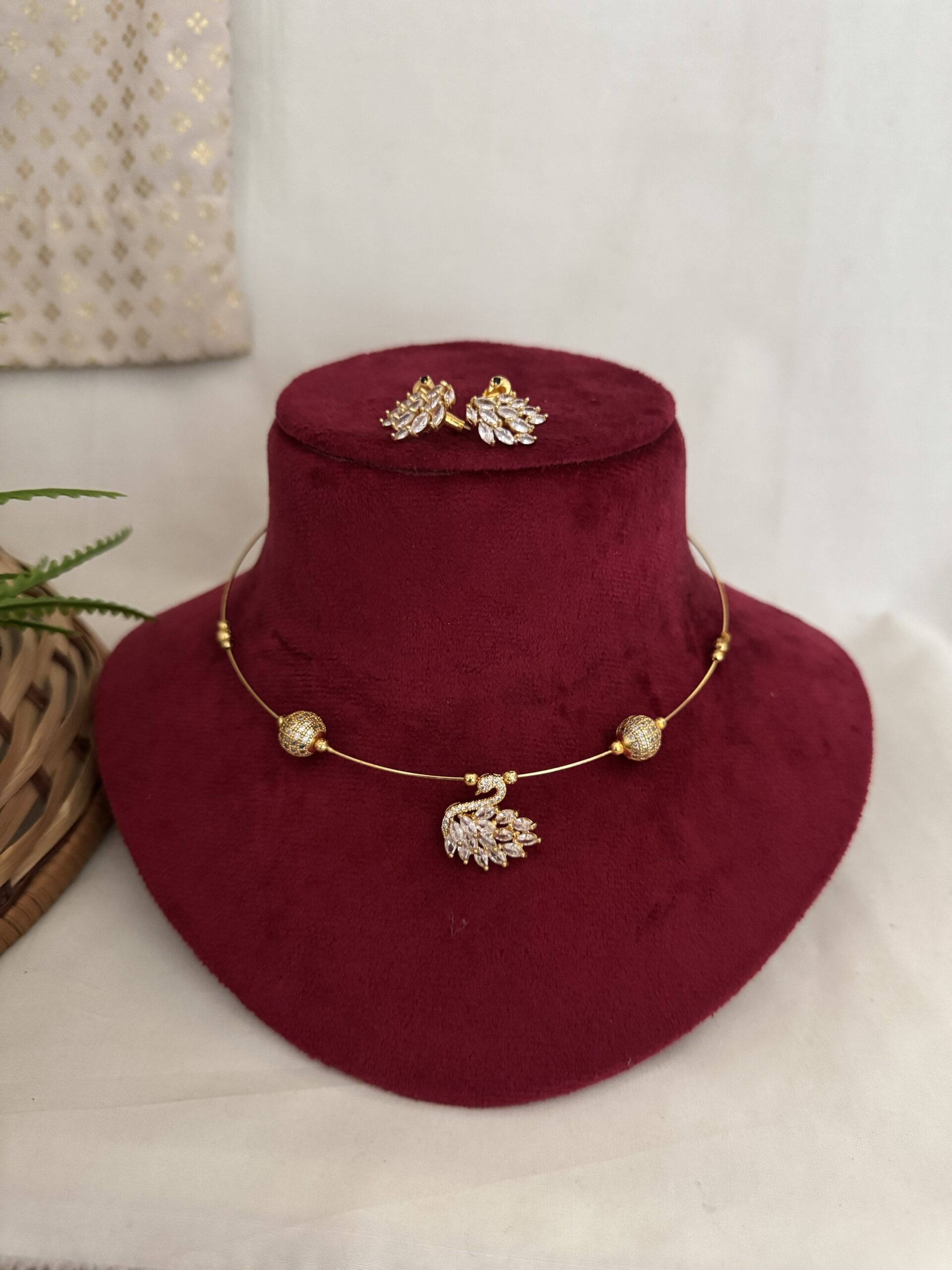 Swan Sparkle Invisible Set