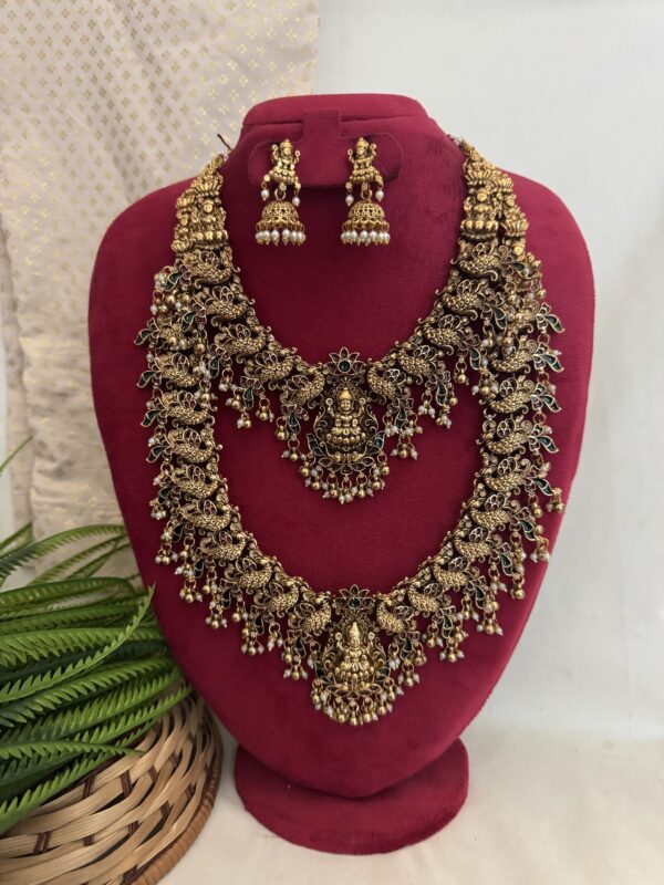 Sakthi Nakshi Bridal Set