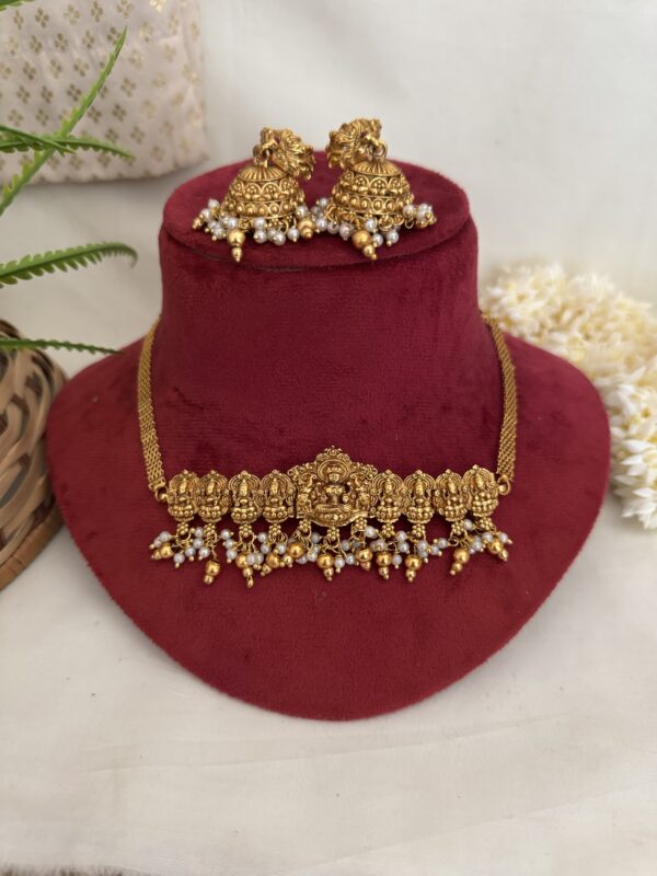 Swarna Devi Choker