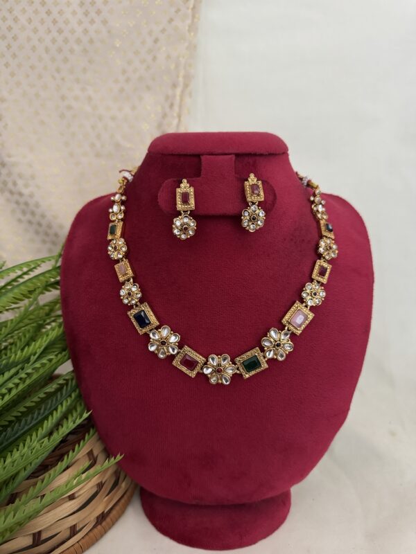 Navaratna Bloom Necklace