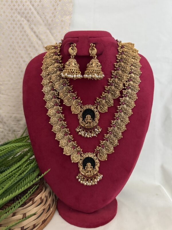 Divya Nagasi Lakshmi Bridal Set