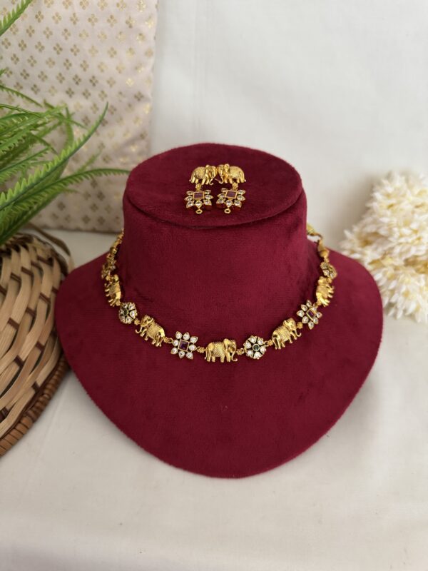 Gaja Shobha Necklace