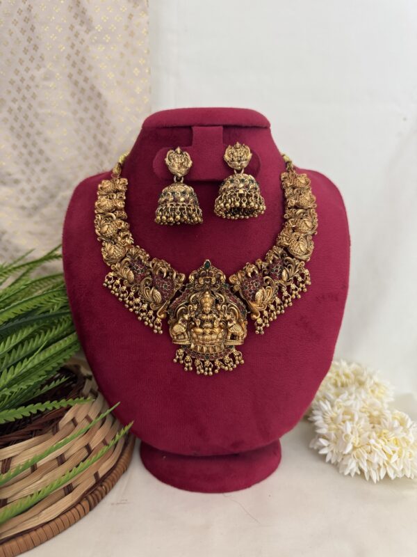 Lakshmi Nagas Divine Set