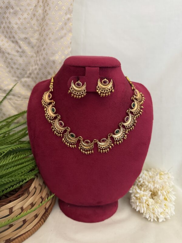 Chandana Nakshatra Necklace