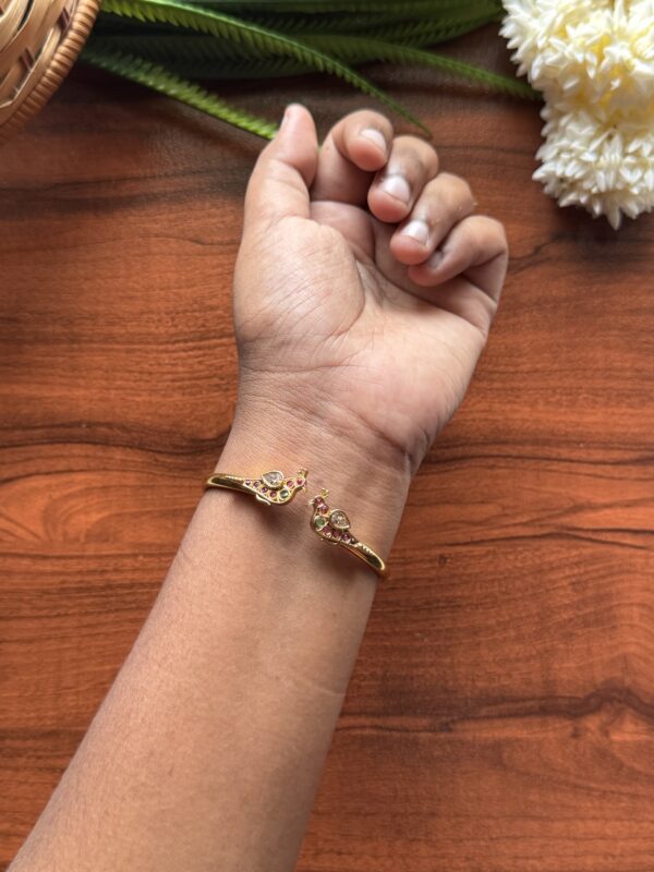 Mayura Vismaya Bracelet