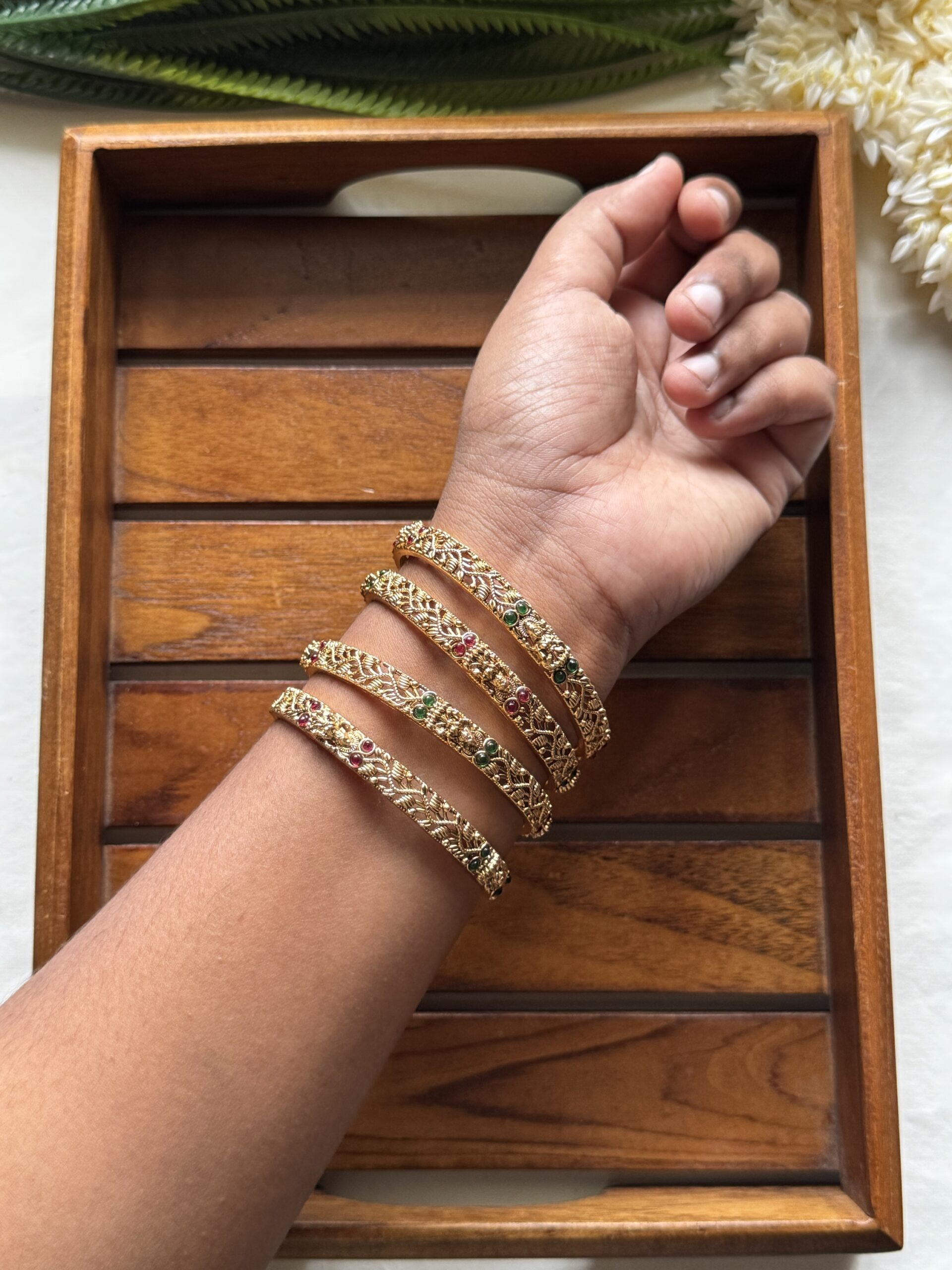 Vaidehi Bangles Size 2/4