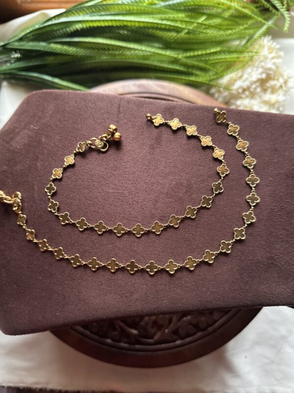 Golden Grace Anklet