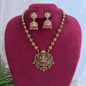 Lakshmi Rajwada Antique Haram