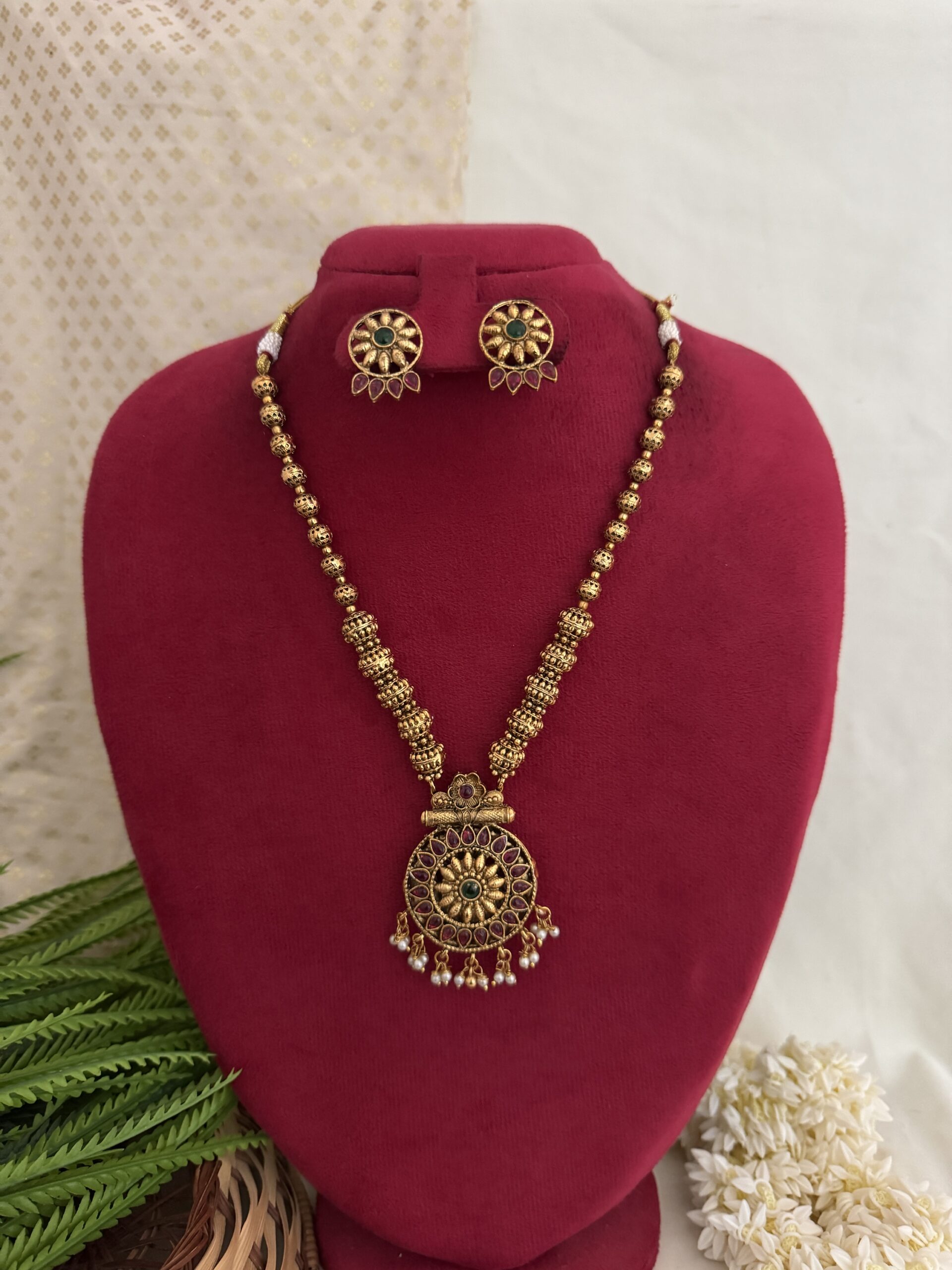 DviRaga Reversible Short Haram - Image 3