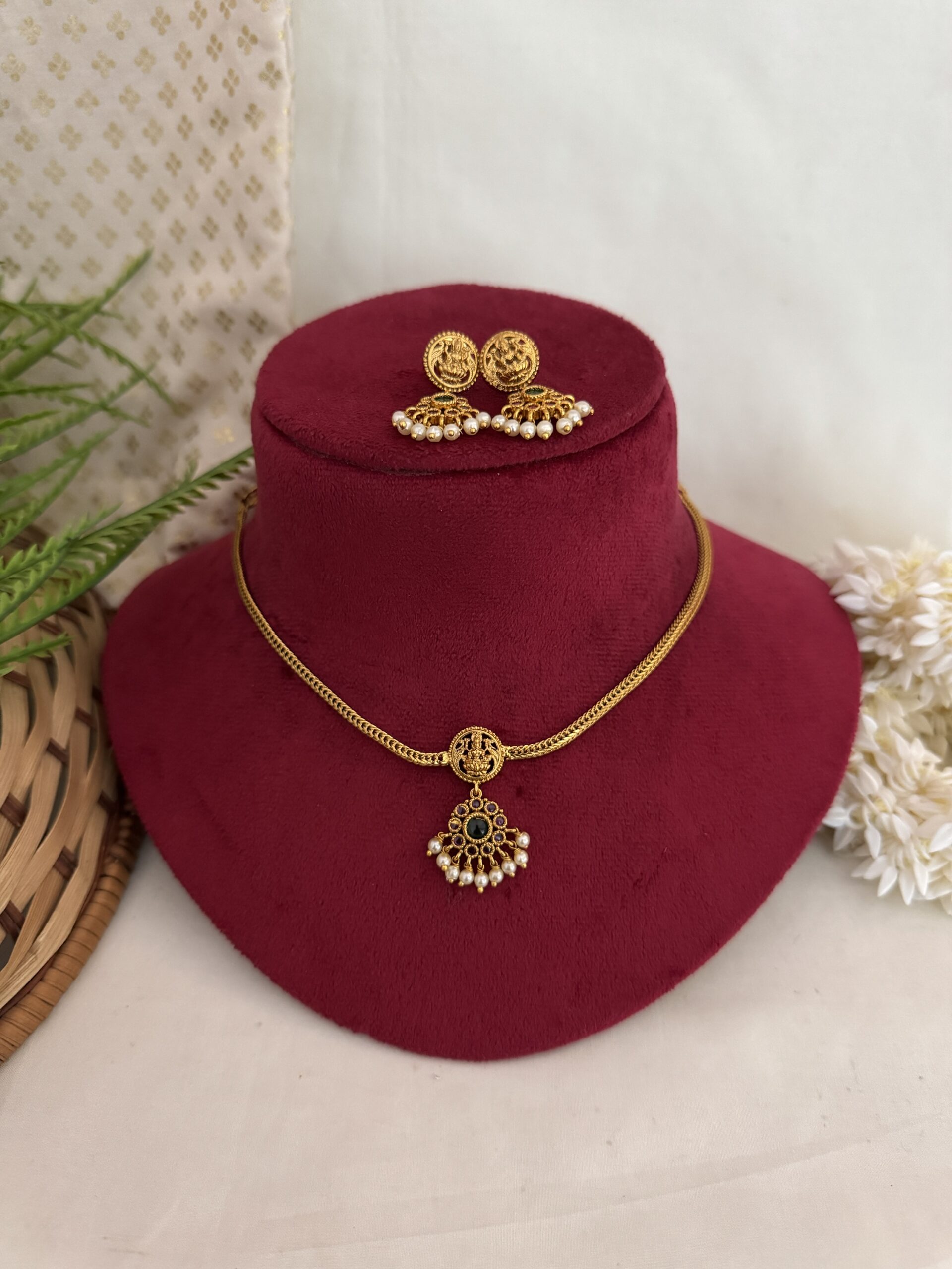 Kasu Pendant Attigai