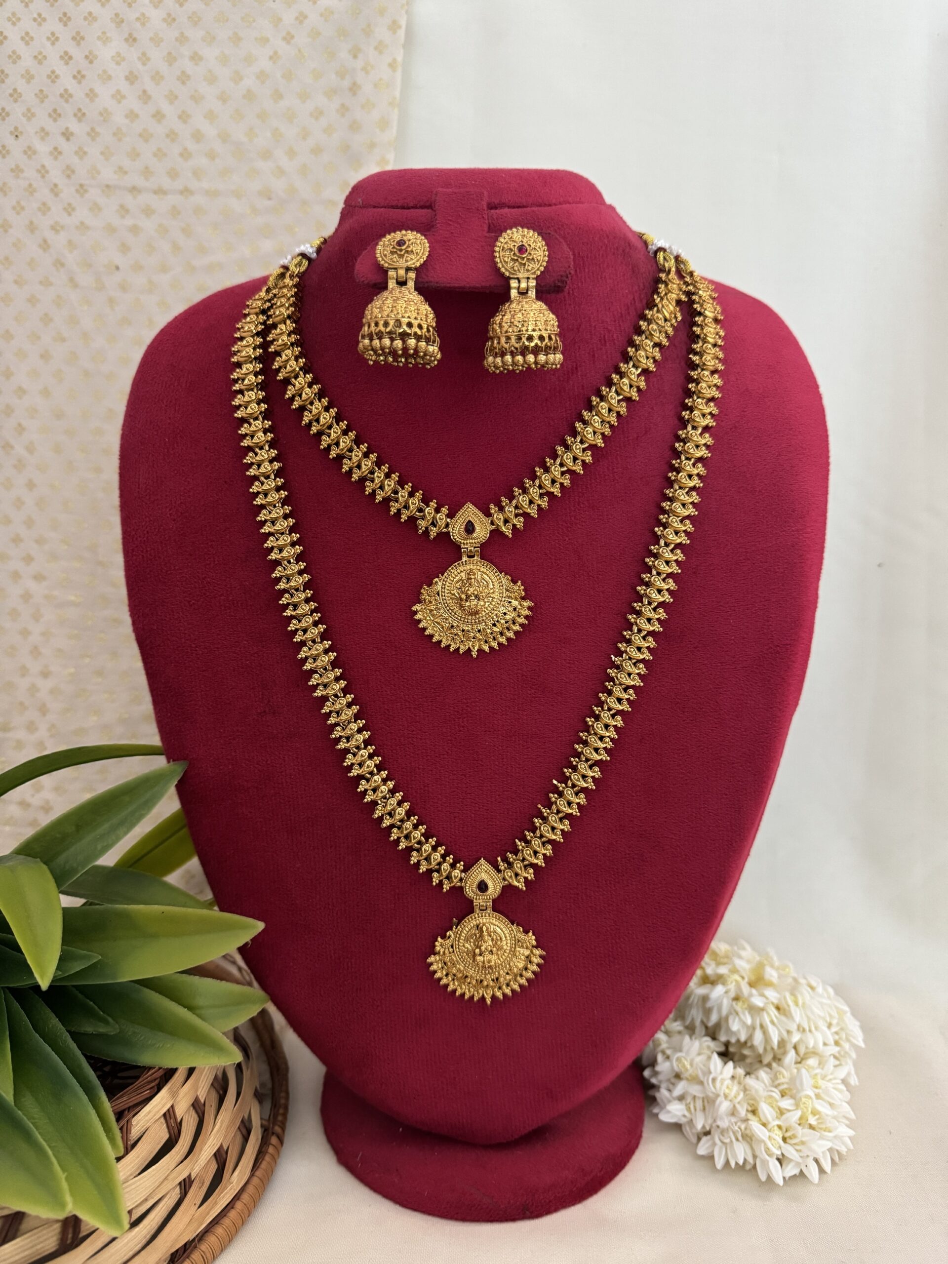 Swarna Mandala Bridal Set