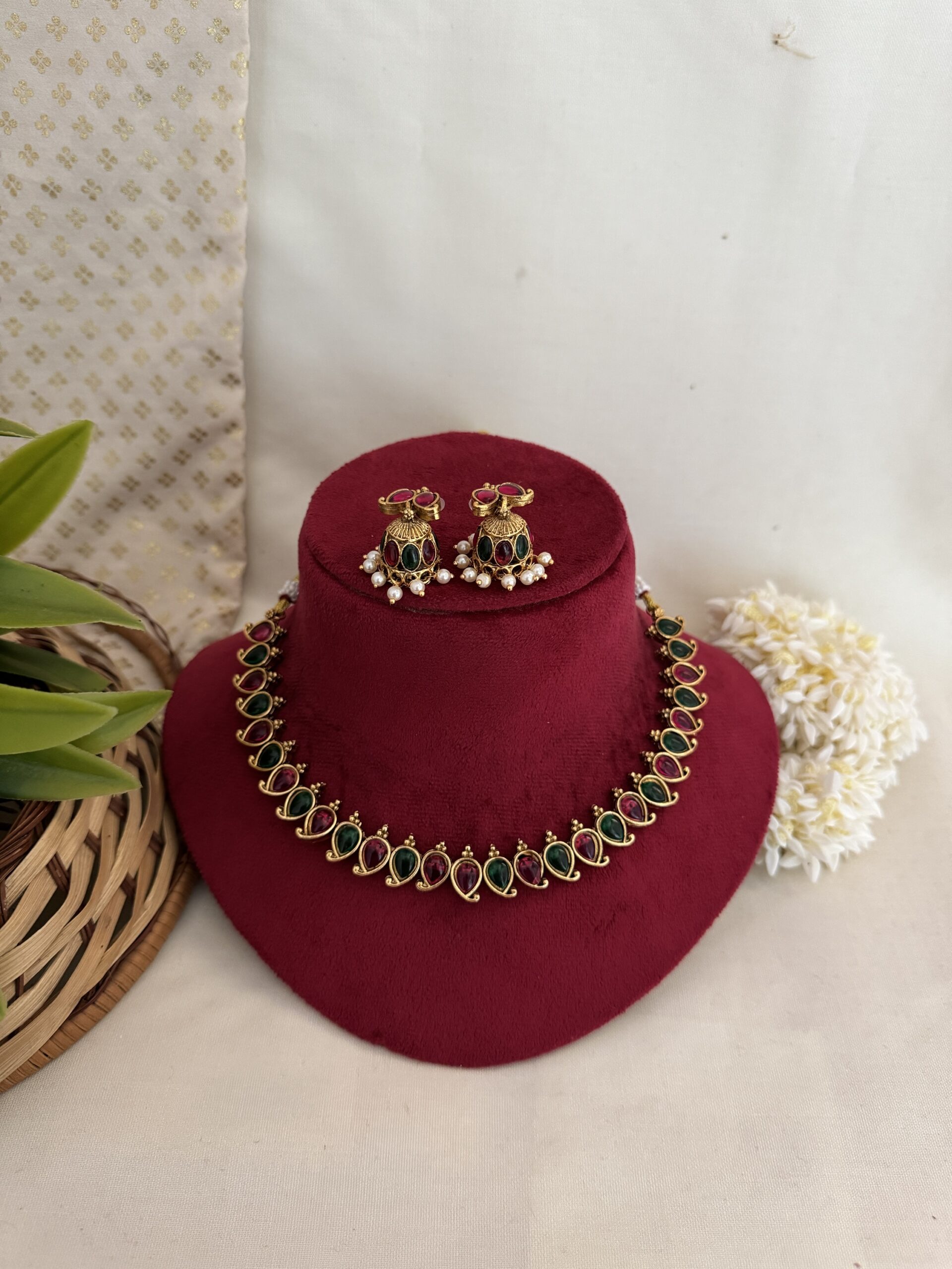 Royal Twin-Tone Mango Necklace