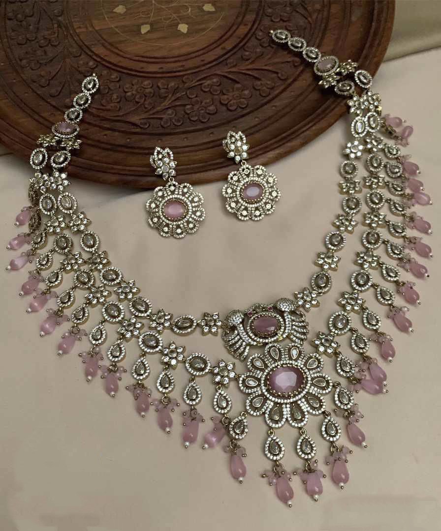 Elegant Traditional Jewellery Online India