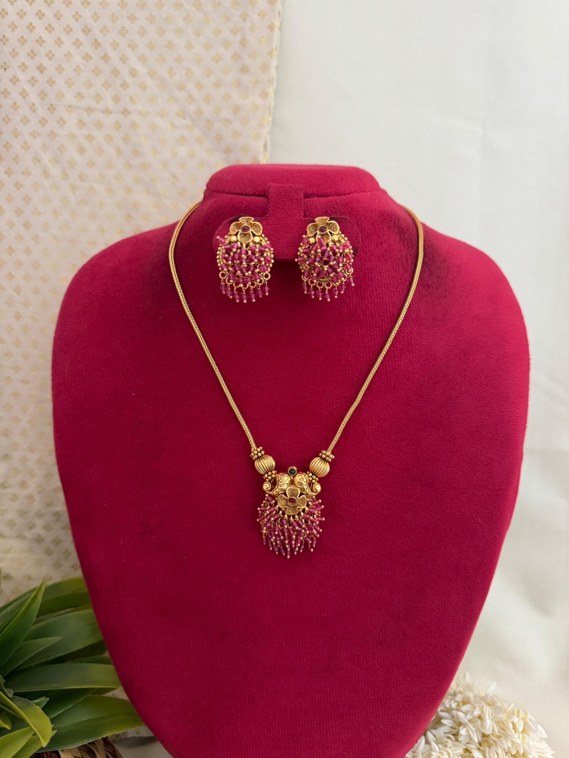 Shwetha Mayura Pearl Chain - RUBY