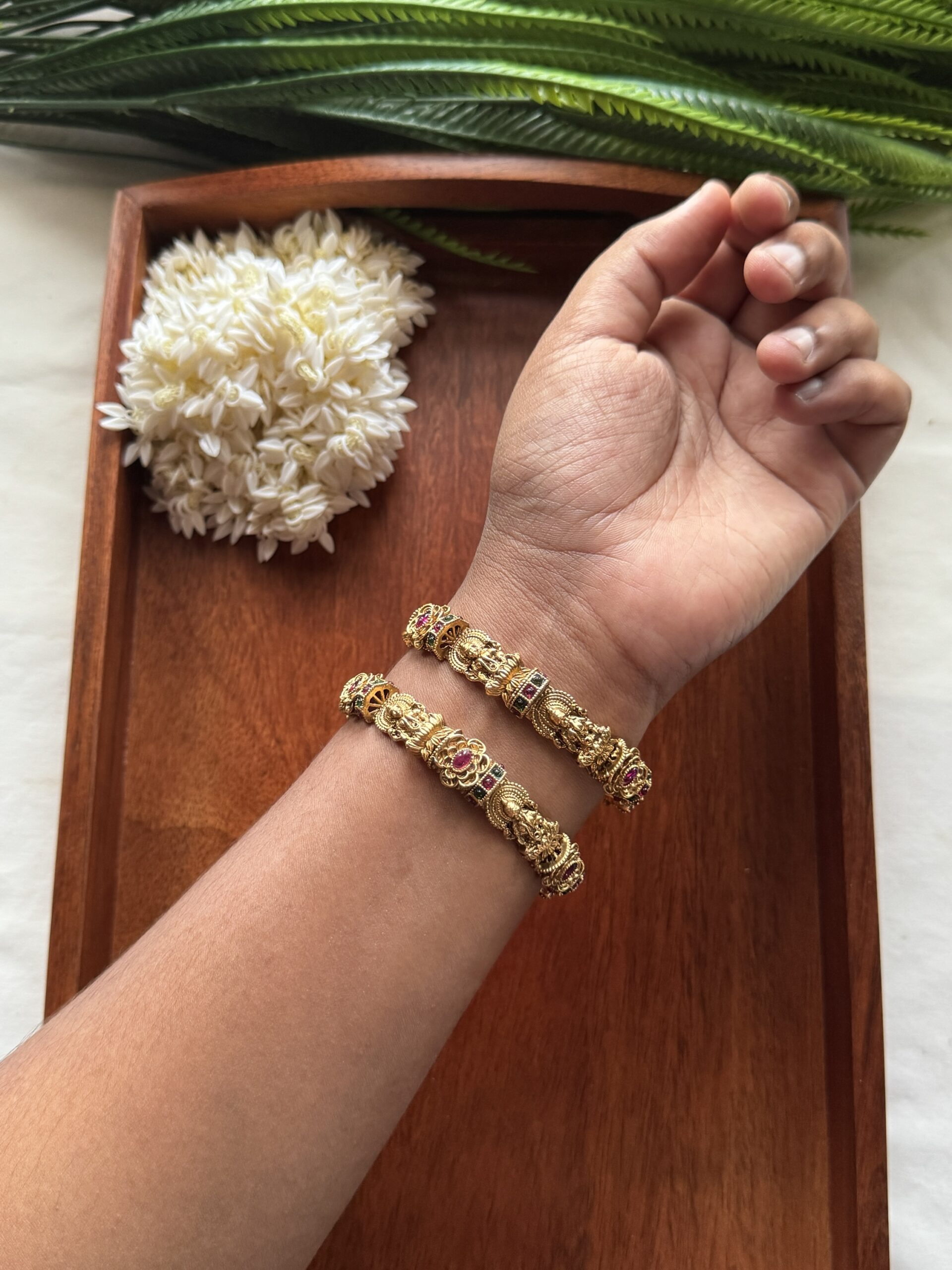 Traditional Devi Motif Bangles 2/8