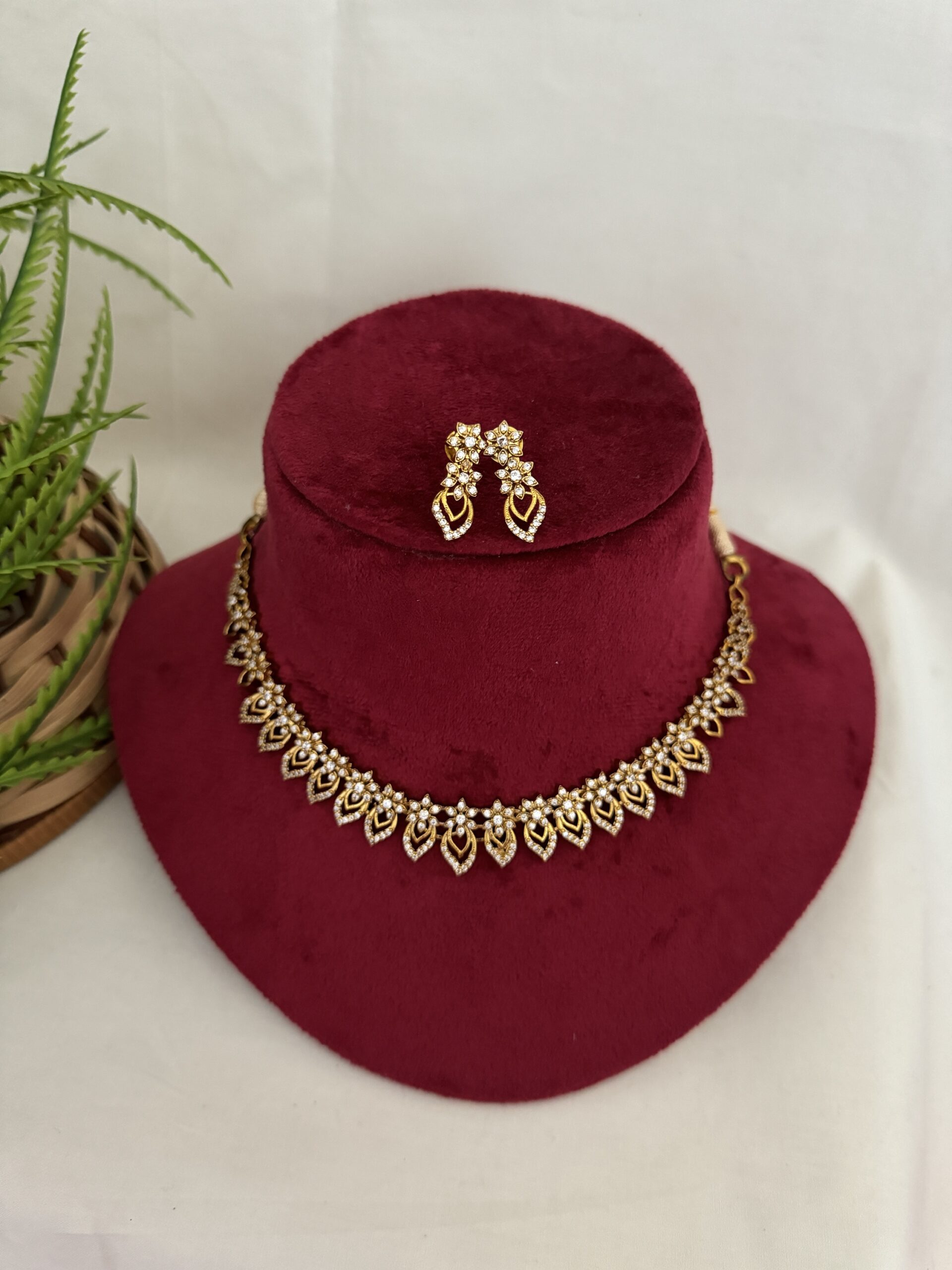 Leaf Diamond Necklace - Image 2