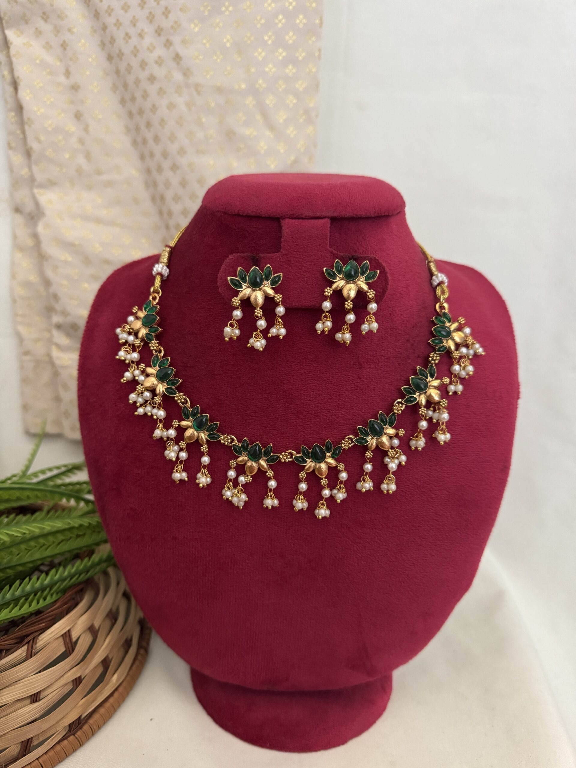 Green Lotus Necklace