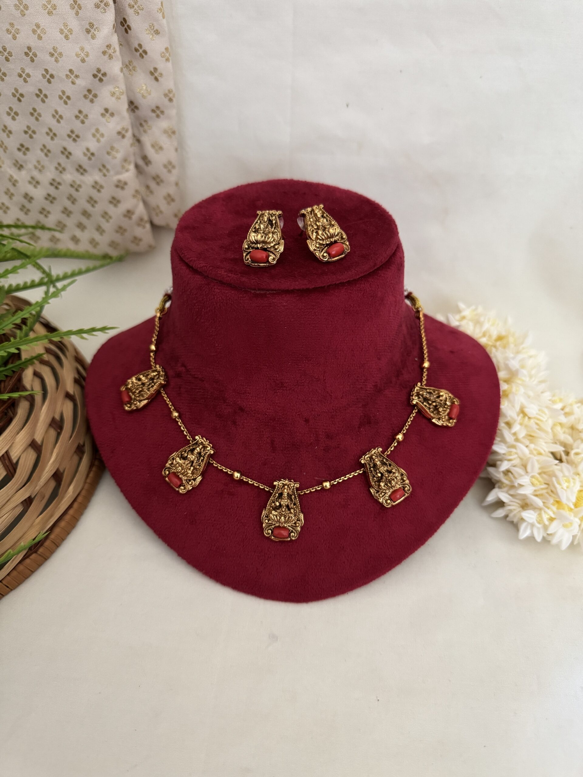 Vaidika Coral Necklace - Image 2