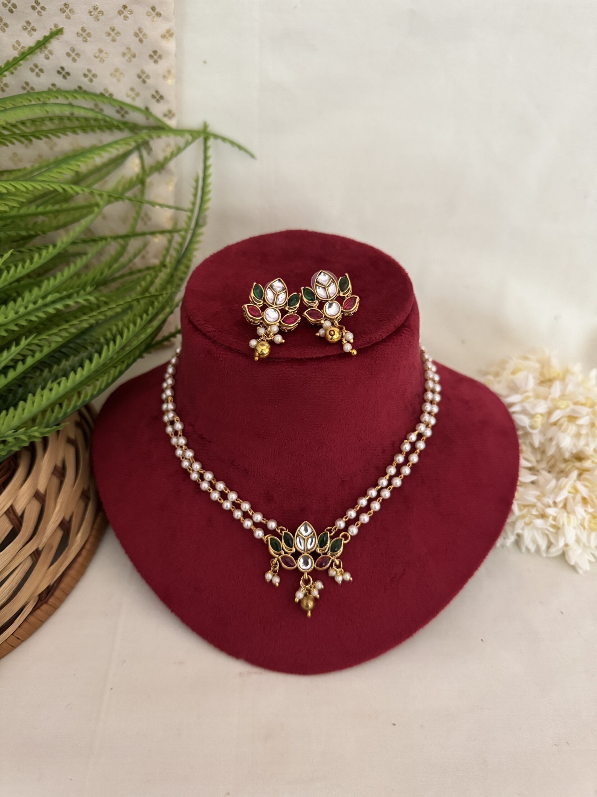 Lotus Radiance Pearl Set