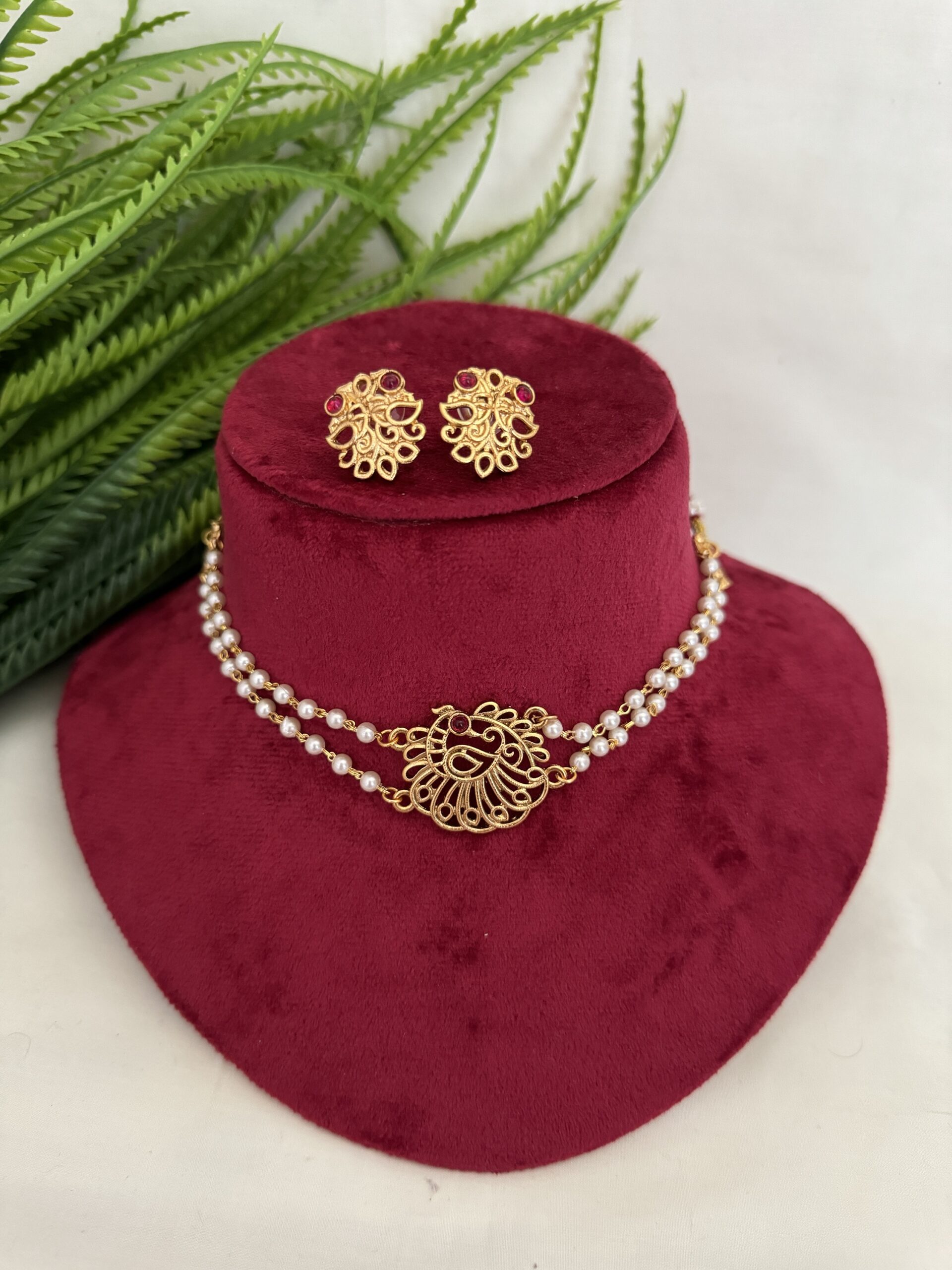 Pearl Peacock - Ruby