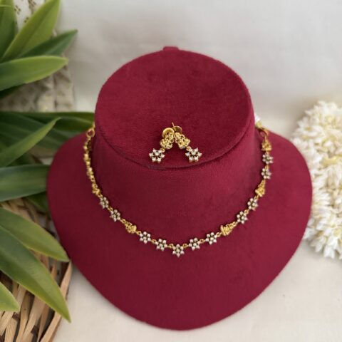 Star Petal Diamond Necklace Designed for Women Who Love Subtle Luxury