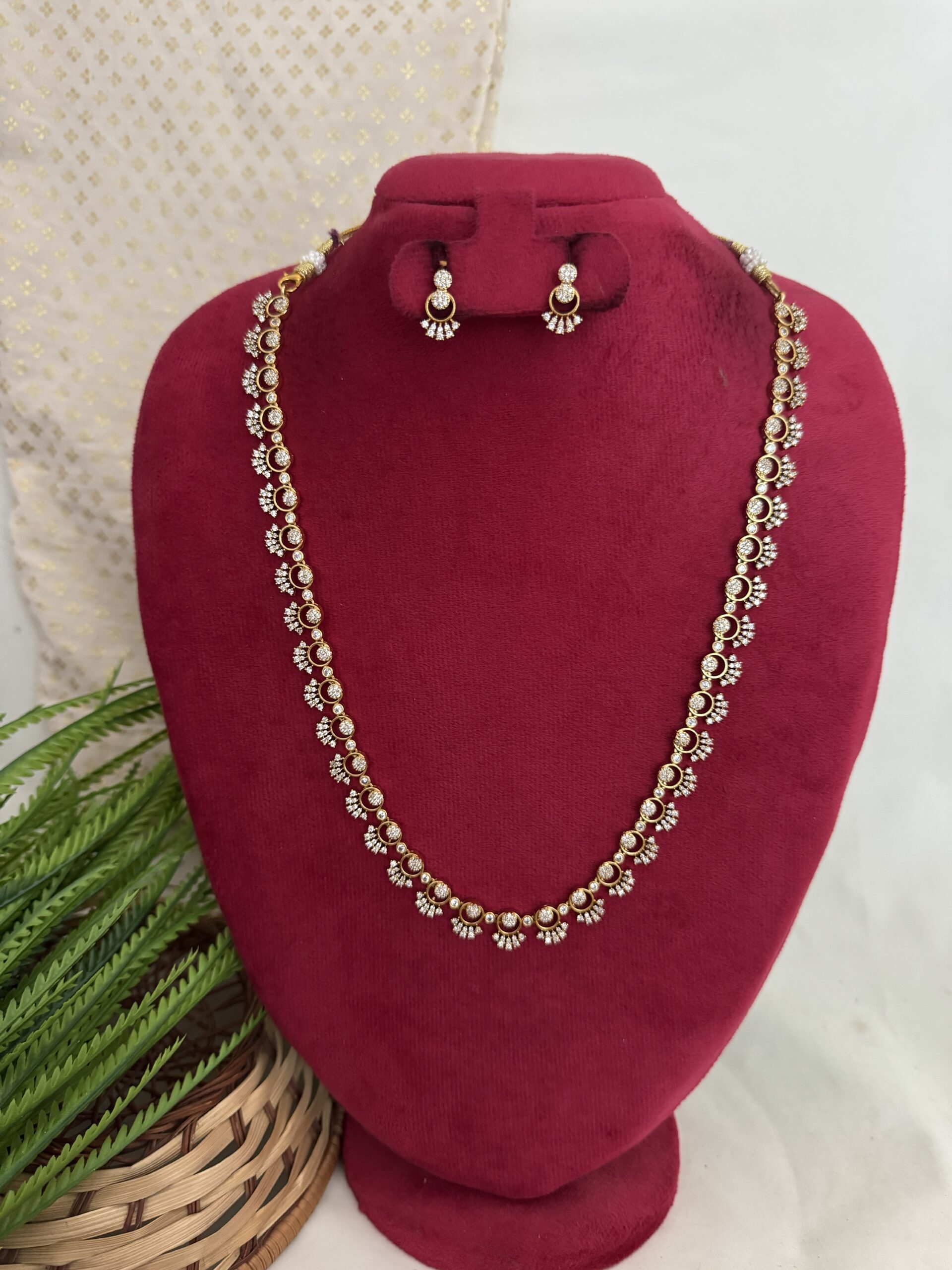 Dazzle Elegance Diamond Haram: A Royal Statement of Luxury