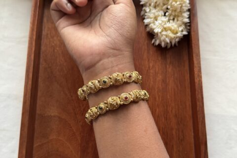 aadhya-kemp-glow-bangles-size-2-4