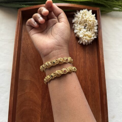 Classic South Indian Temple Bangle - 2/4