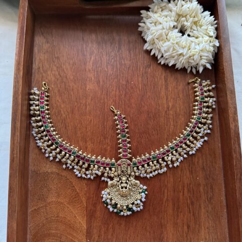 Lakshmi Heritage Maang Tikka