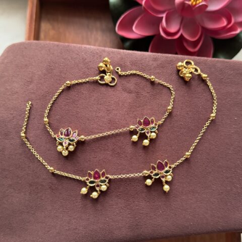 Anantha Lotus Anklet
