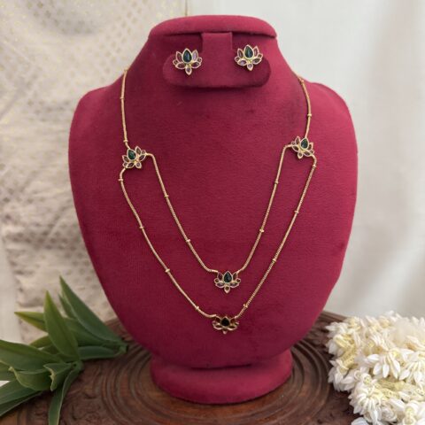 Lotus Bloom Layered Necklace Set