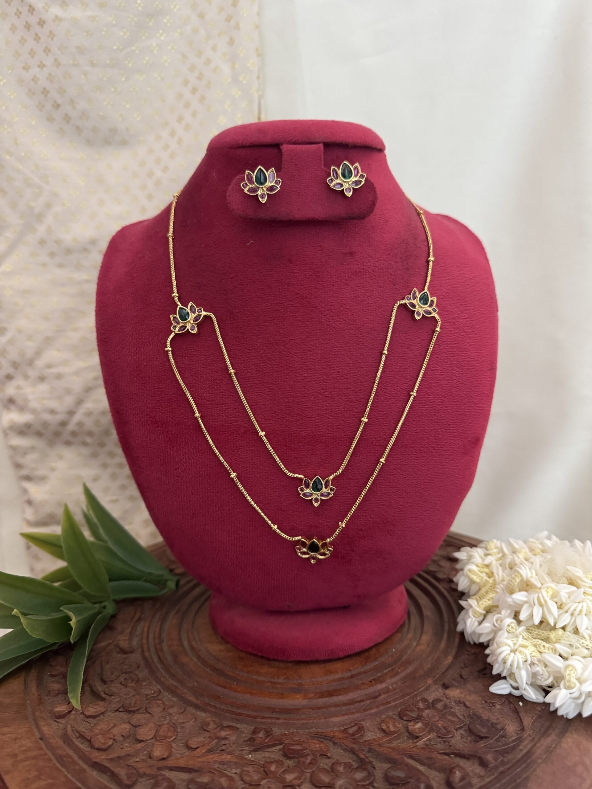 Lotus Bloom Layered Necklace Set